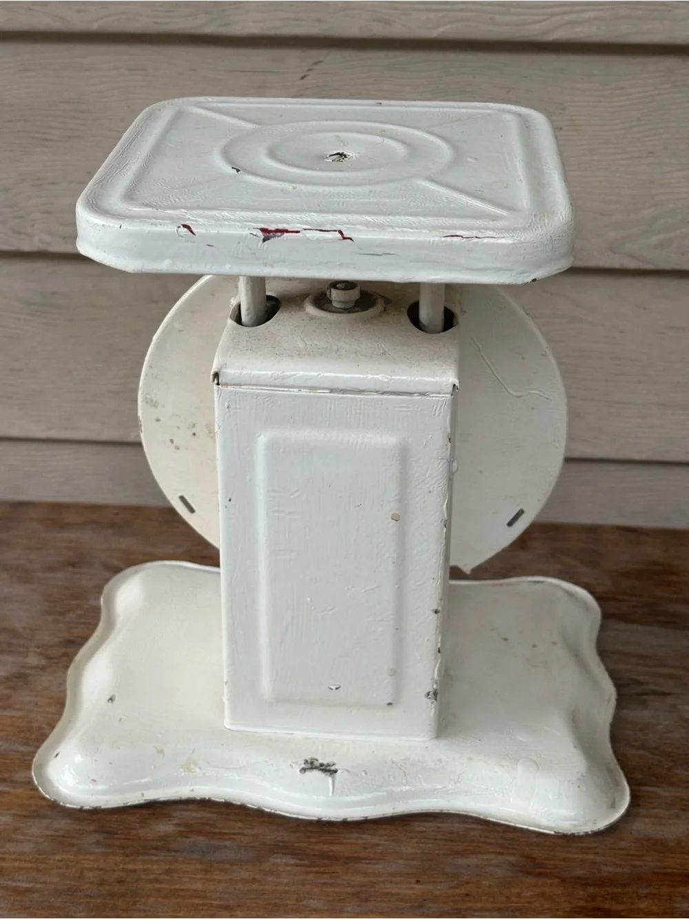 VTG Pelouze Family Scale typically used for kitchen or household weighing